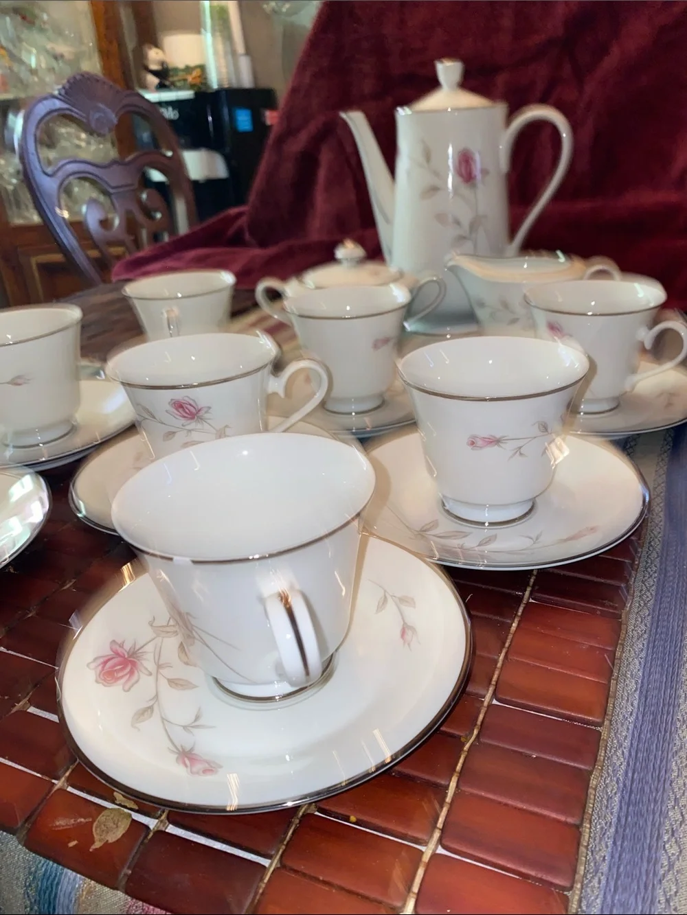 Vintage Seizan Disc Lasting Rose Elegant Pink Rose Porcelain Tea Set - 21-Piece